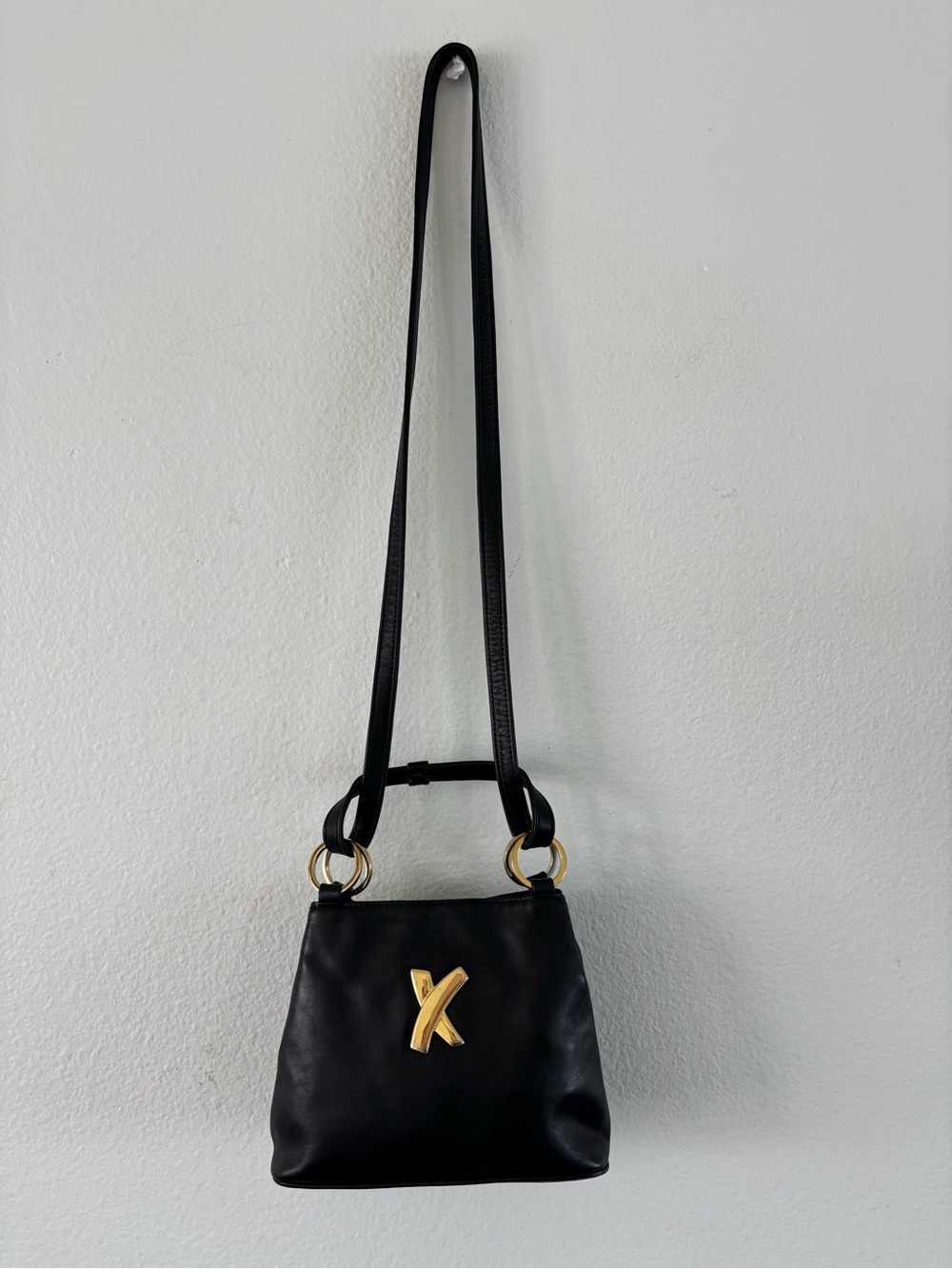 Vintage Petit Paloma Picasso Black Leather Shoulder/Crossbody w/ Gold "X" Logo - Picture 4 of 14